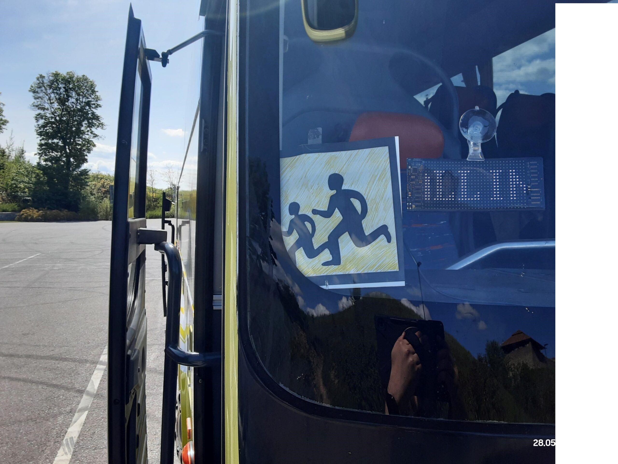 Suvisele koolivaheajale eelneval perioodil on õpilasekskursioonide ehk juhuvedude tippaeg. Transpordiamet kontrollis ligi kuu aja vältel õpilasekskursioonide le